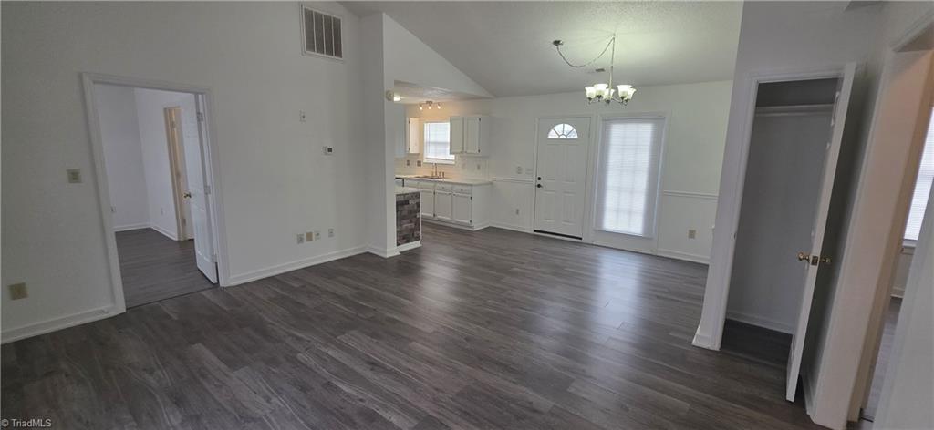 2714 Westgate Drive High Point, NC 27265 - Photo 9 of 36