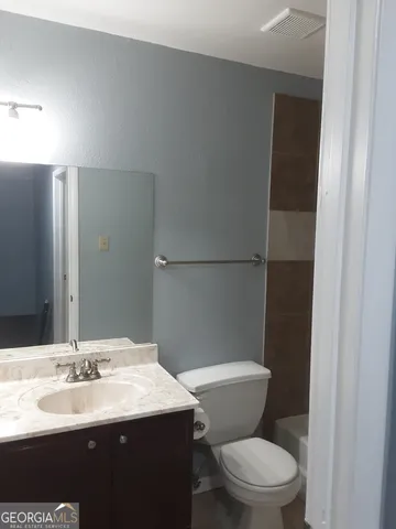 $2,100 | 6900 Roswell Road, Unit 3O, Sandy Springs, GA 30328