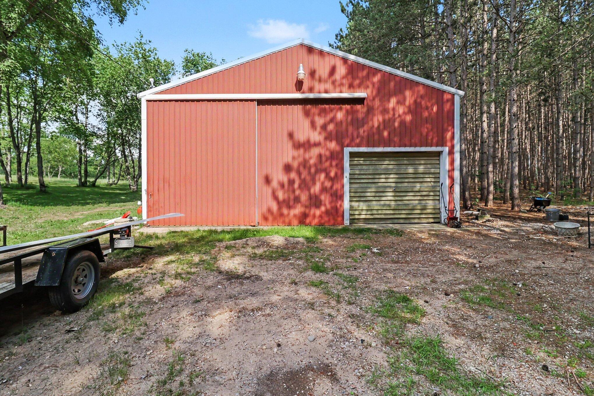 18833 Psutka Road Thompsonville, MI 49683 - Photo 5 of 28 5