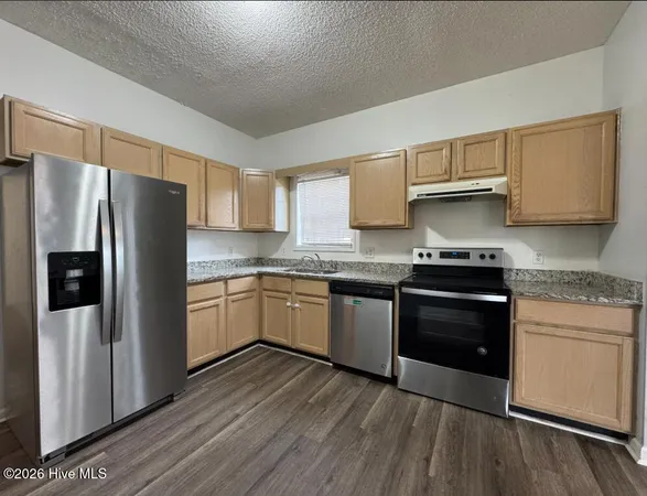 $2,250 | 8973 Stephens Church Road, Wilmington, NC 28411