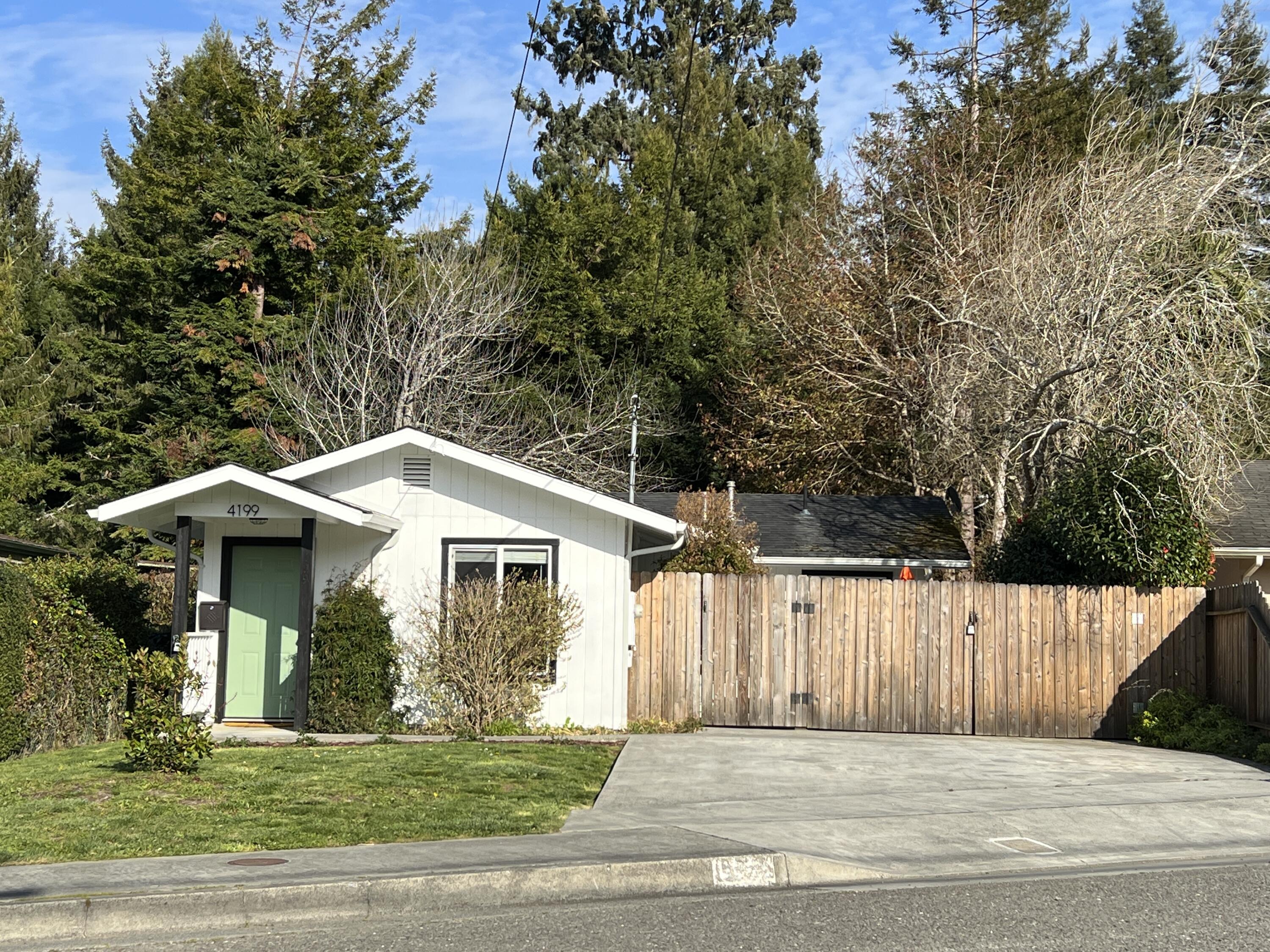 4199 Excelsior Road Eureka, CA 95503 - Photo 1 of 81