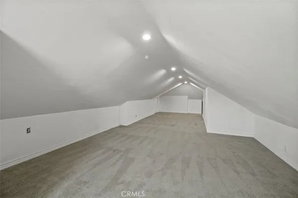 $5,900 | 2682 East Villa Street, Pasadena, CA 91107