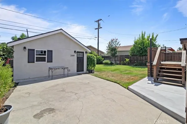 $5,900 | 2682 East Villa Street, Pasadena, CA 91107
