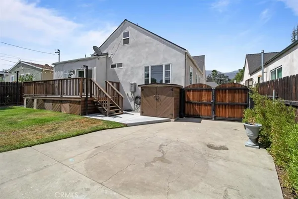 $5,900 | 2682 East Villa Street, Pasadena, CA 91107