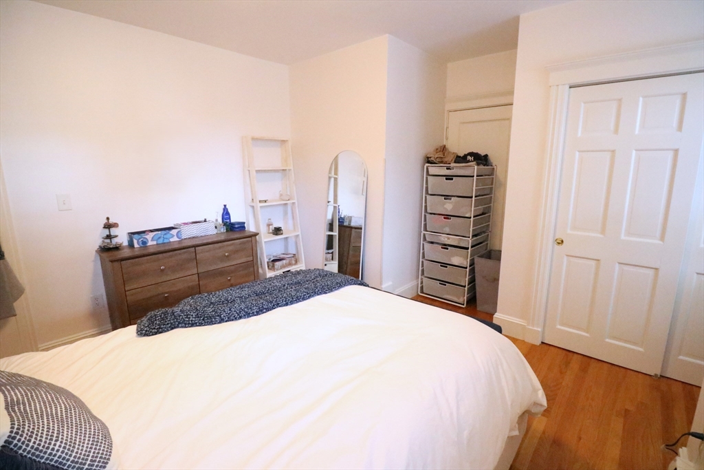 30 Upland Road, Unit 7 Cambridge, MA 02140 - Photo 13 of 14