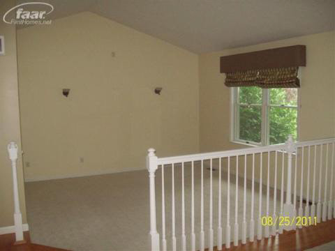 1406 North Dye Road Flint, MI 48532 - Photo 10 of 20 20201553-9.JPG