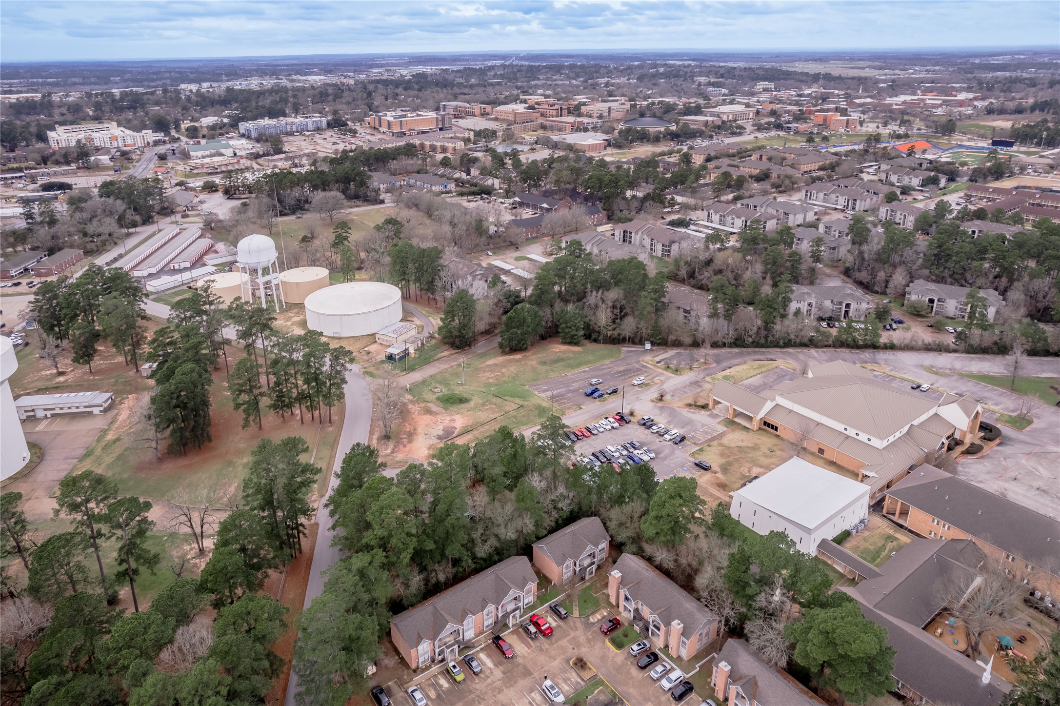 2402 Sycamore Avenue, Unit D6 Huntsville, TX 77340 - Photo 20 of 23