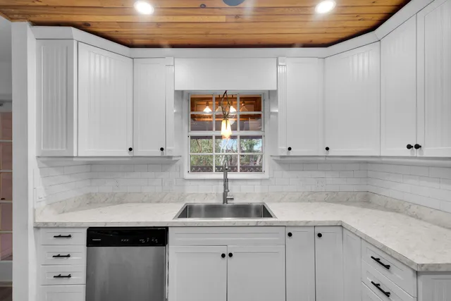 $719,000 | 71 North Bay Harbor Drive, Key Largo, FL 33037