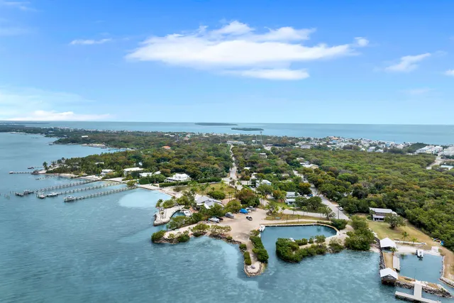 $719,000 | 71 North Bay Harbor Drive, Key Largo, FL 33037