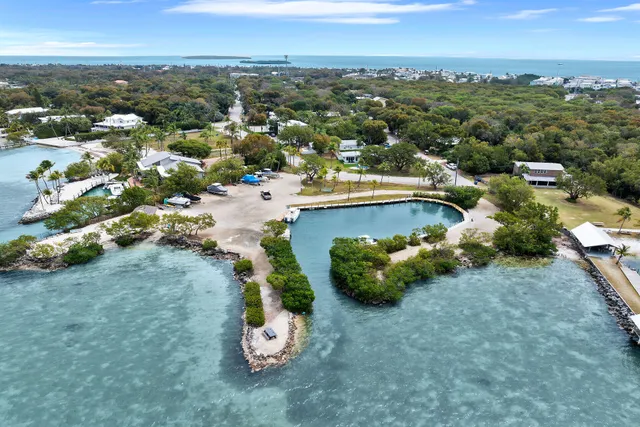 $719,000 | 71 North Bay Harbor Drive, Key Largo, FL 33037