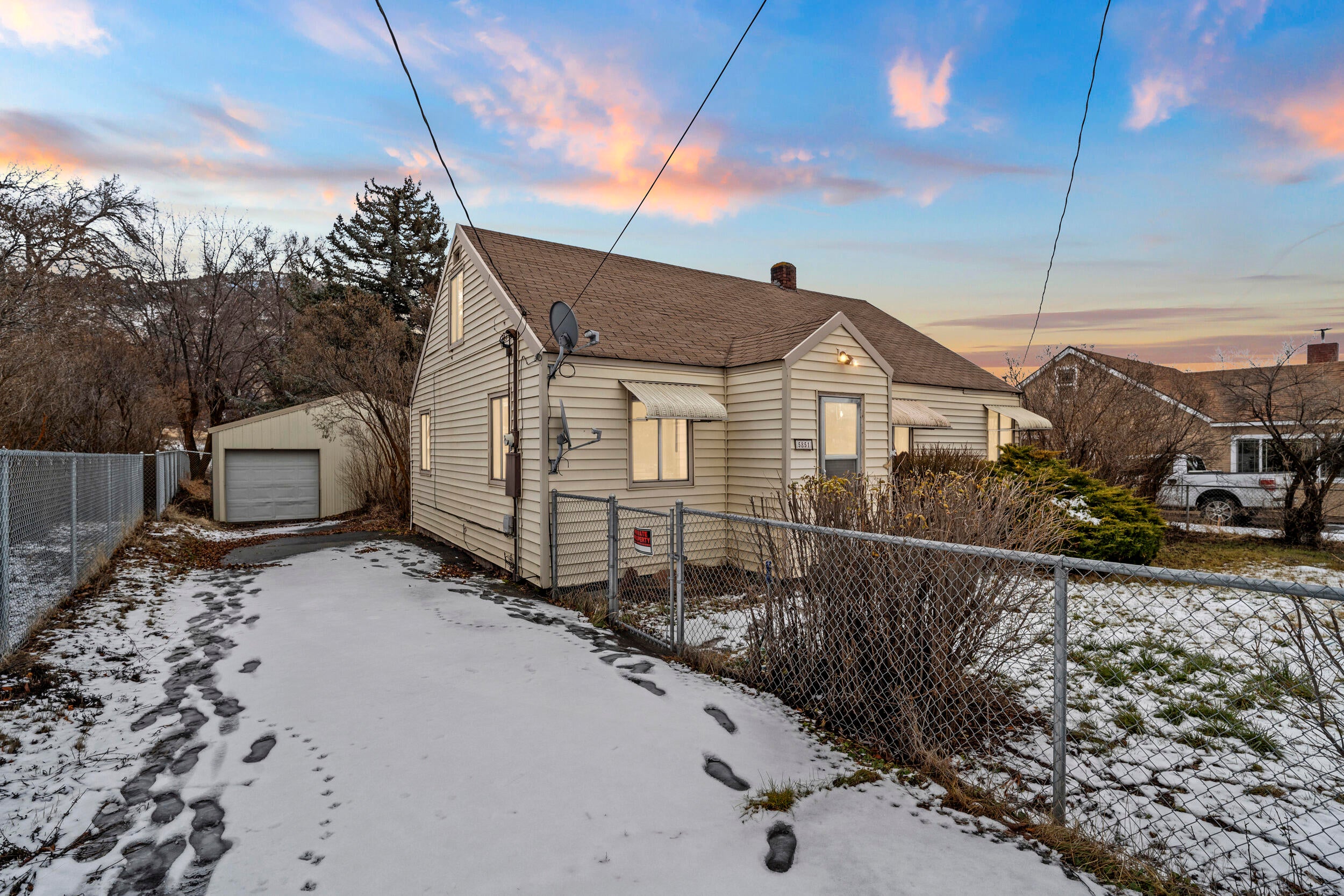 5851 Wocus Road Klamath Falls, OR 97601 - Photo 30 of 30 Twilight
