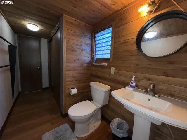 $74,900 | 23524 Northwest St Helens Road, Unit 19, Portland, OR 97231