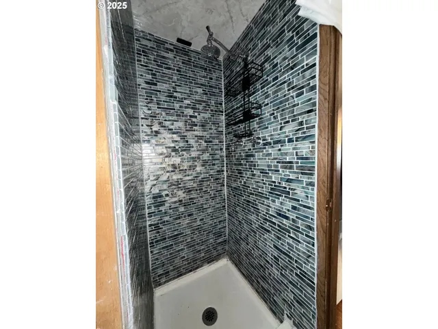 $74,900 | 23524 Northwest St Helens Road, Unit 19, Portland, OR 97231