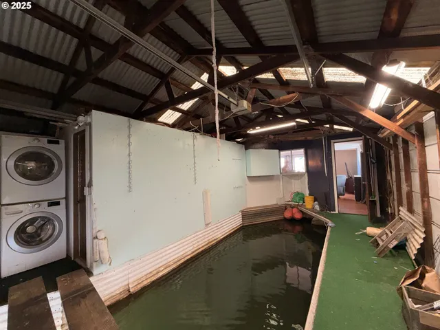 $74,900 | 23524 Northwest St Helens Road, Unit 19, Portland, OR 97231