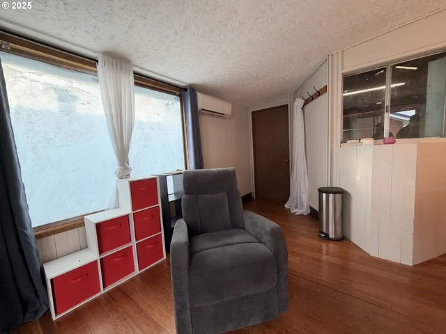 $74,900 | 23524 Northwest St Helens Road, Unit 19, Portland, OR 97231