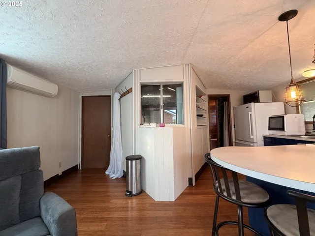 $74,900 | 23524 Northwest St Helens Road, Unit 19, Portland, OR 97231