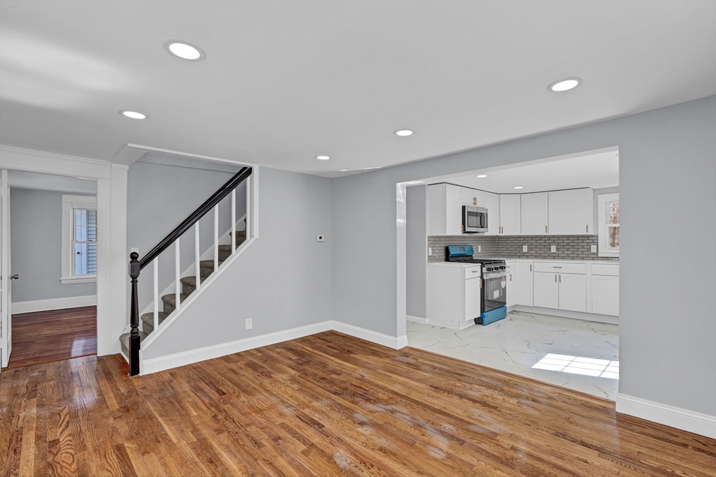 97 David Street Springfield, MA 01104 - Photo 11 of 39