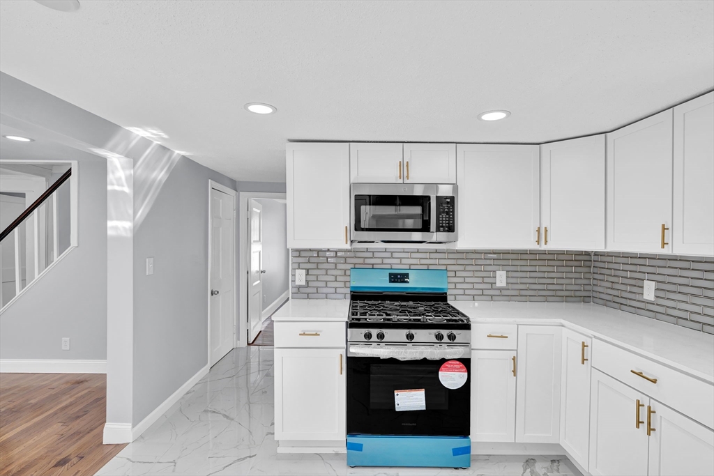 97 David Street Springfield, MA 01104 - Photo 14 of 39