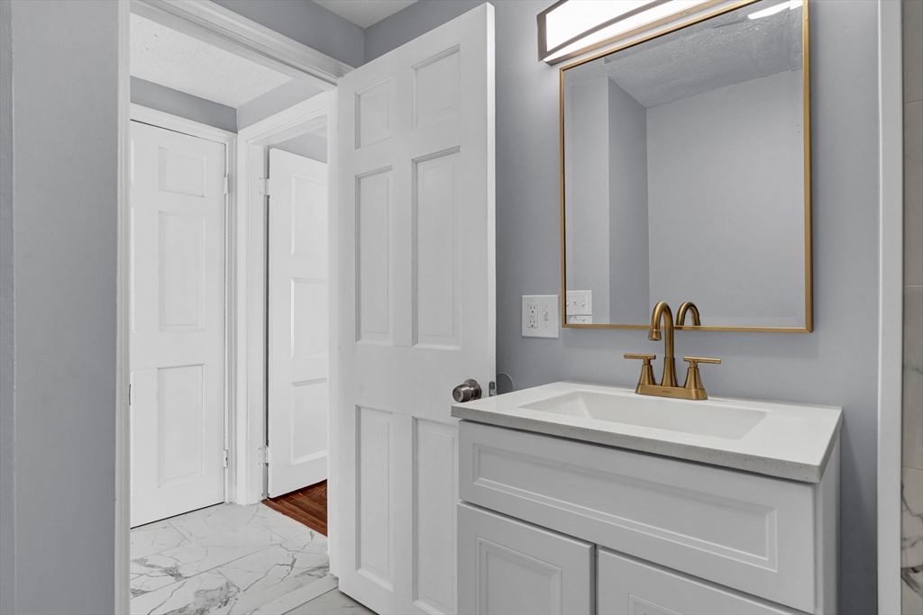 97 David Street Springfield, MA 01104 - Photo 18 of 39