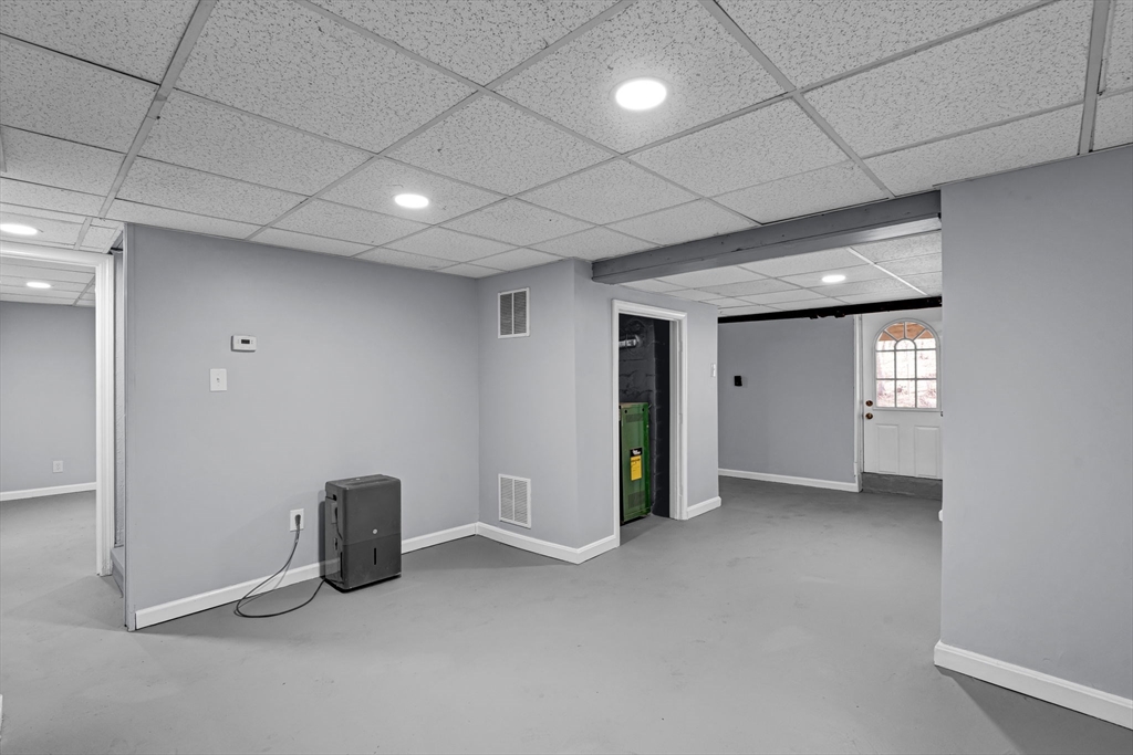 97 David Street Springfield, MA 01104 - Photo 38 of 39