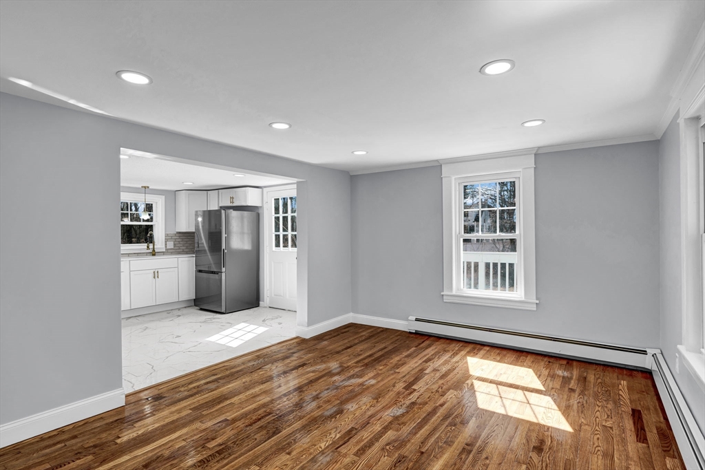 97 David Street Springfield, MA 01104 - Photo 9 of 39