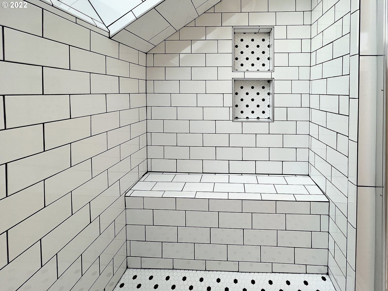 2424 Southeast Caruthers Street Portland, OR 97214 - Photo 22 of 32 a bathroom with a shower