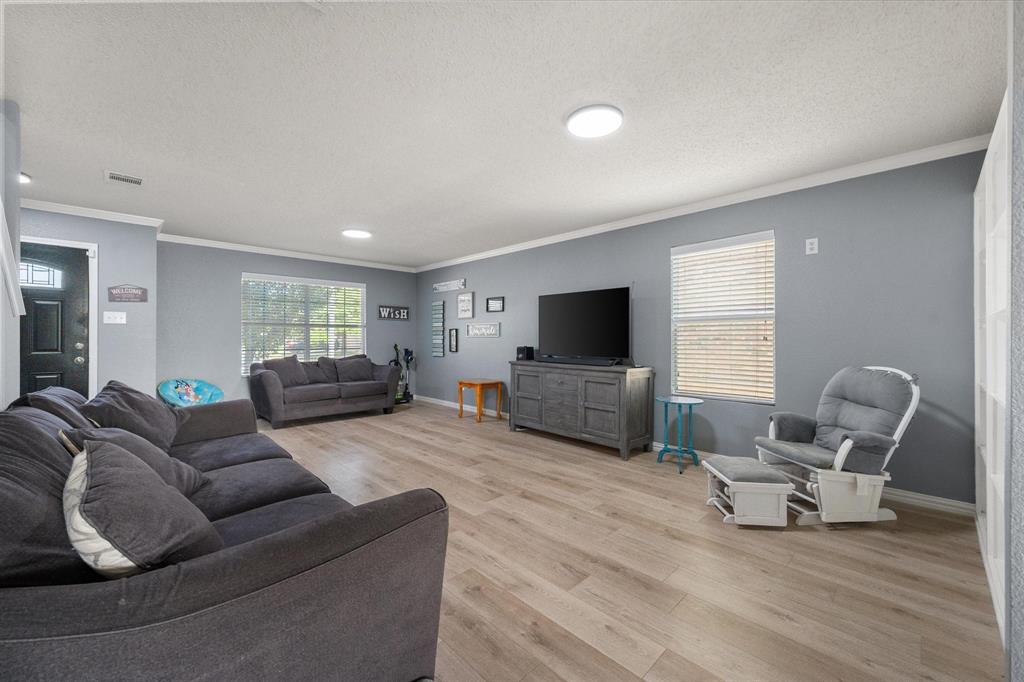 9732 Bragg Road Fort Worth, TX 76177 - Photo 5 of 32