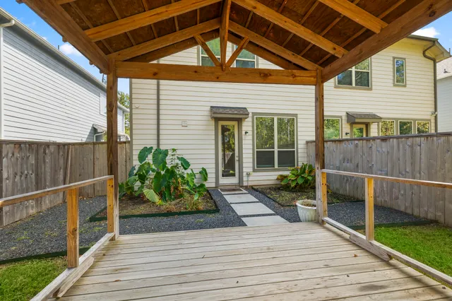 $285,000 | 162 Moon Dance Court, Conroe, TX 77304