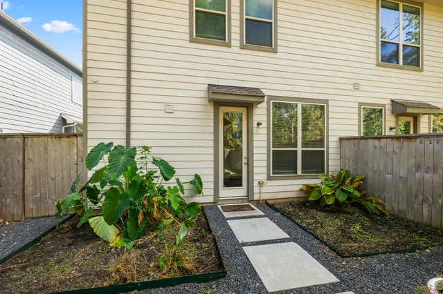 $285,000 | 162 Moon Dance Court, Conroe, TX 77304