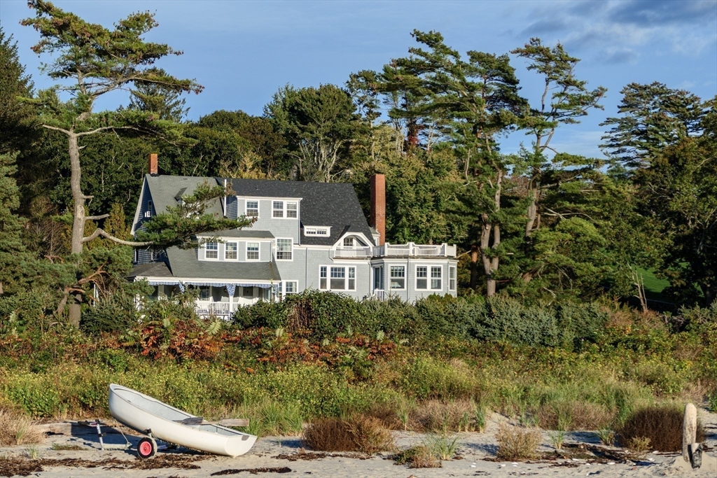 48 Proctor Street Manchester, MA 01944 - Photo 3 of 36