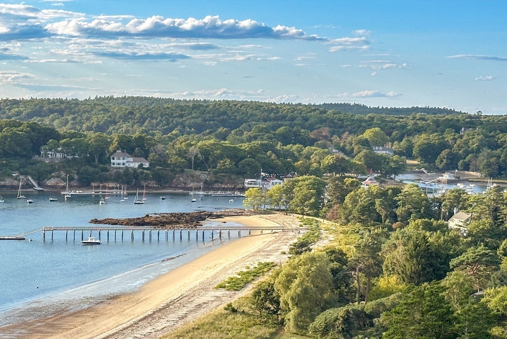 48 Proctor Street Manchester, MA 01944 - Photo 8 of 36