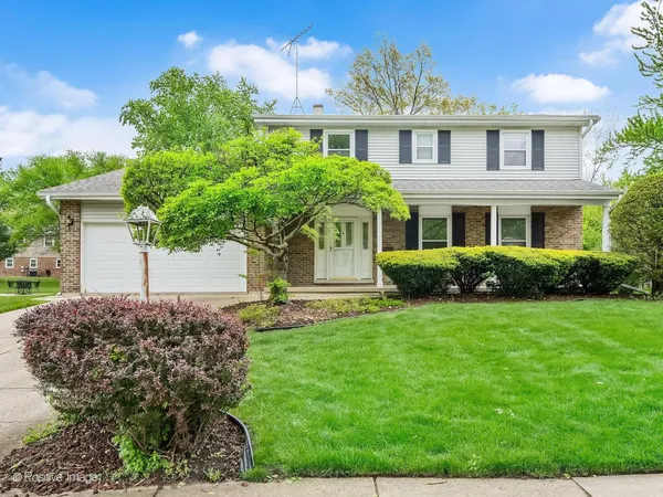 $550,000 | 1903 Cheshire Lane, Wheaton, IL 60189