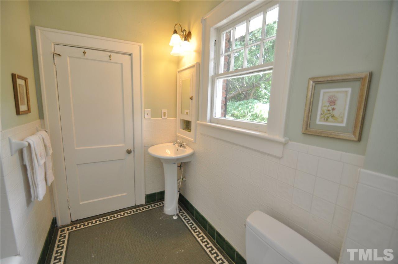 2512 Stafford Avenue Raleigh, NC 27607 - Photo 23 of 25