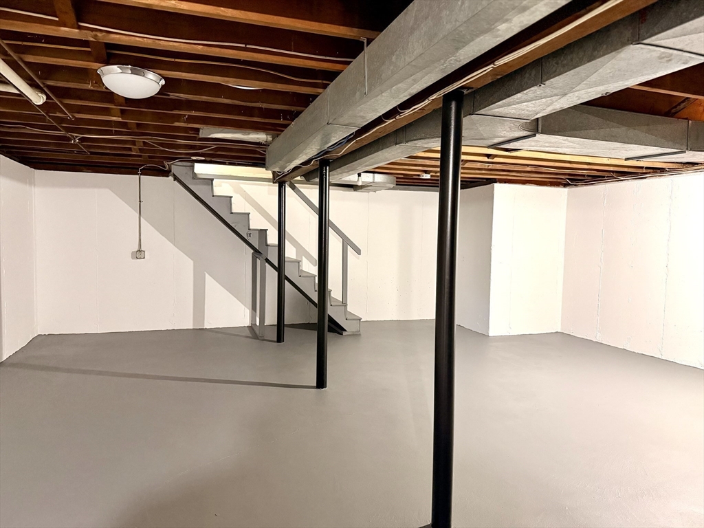 30 Alroy Road Weymouth, MA 02190 - Photo 33 of 40 a view of entryway