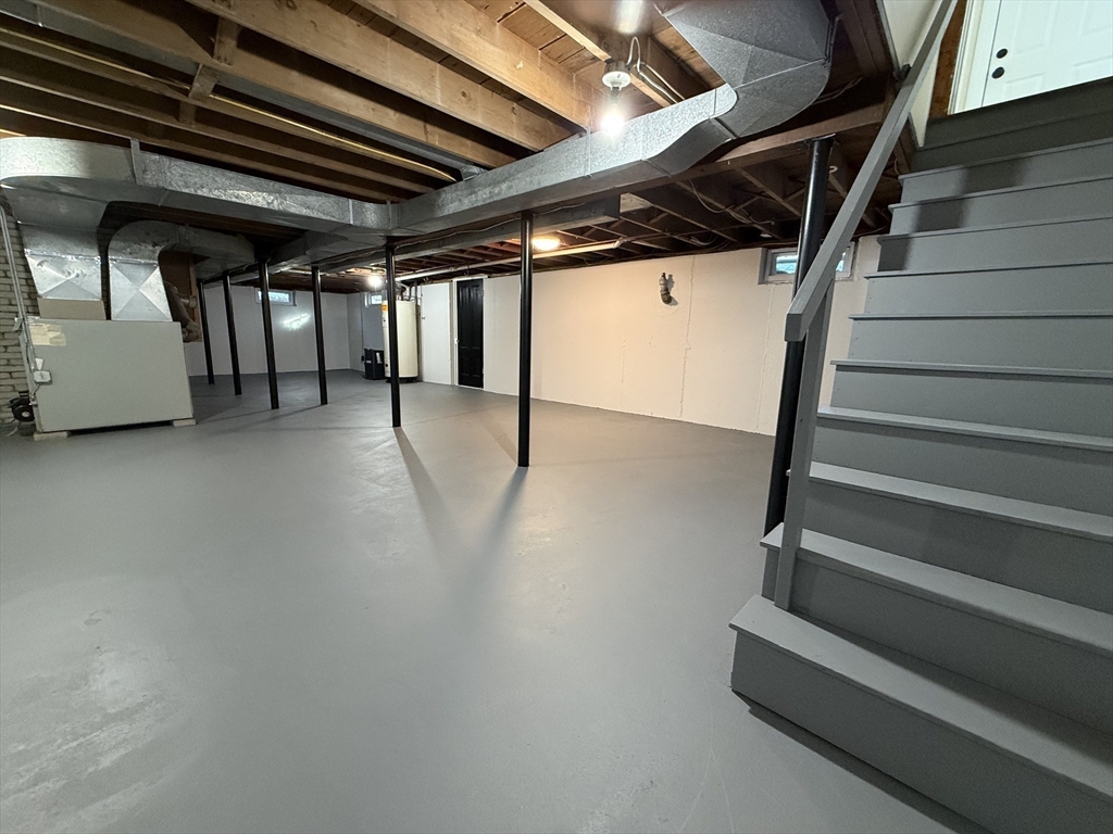 30 Alroy Road Weymouth, MA 02190 - Photo 35 of 40 a view of entryway