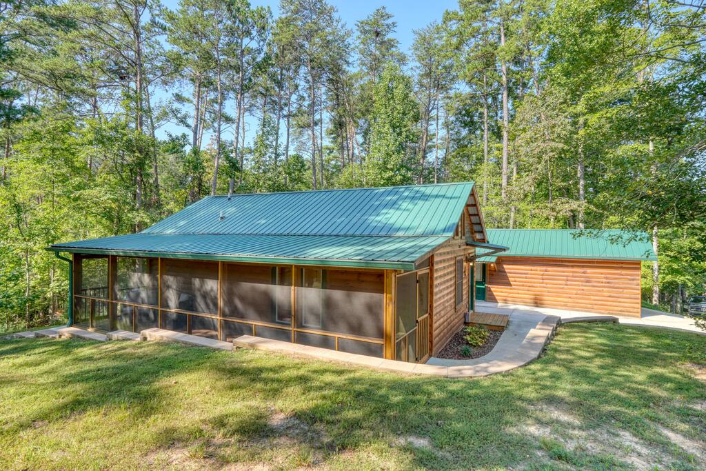 305 Whispering Hls Road Murphy, NC 28906 - Photo 8 of 39 Gallery Image 8
