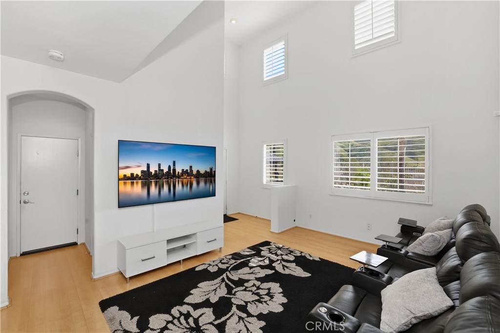 16123 Setting Sun Circle Riverside, CA 92503 - Photo 4 of 67 a bedroom with bed and a window