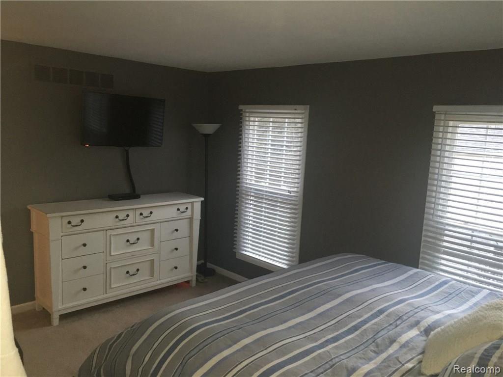 1467 Carriage Lane Rochester Hills, MI 48306 - Photo 28 of 28