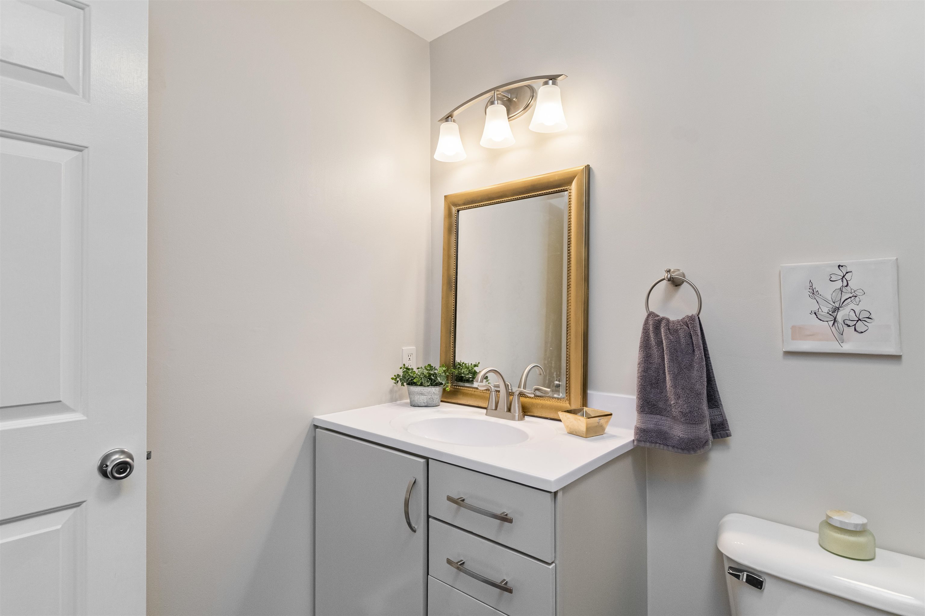 602 North Avenue, Unit 8 Burlington, VT 05408 - Photo 35 of 60