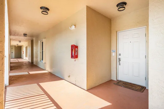 $2,700 | 300 Uno Lago Drive, Unit 304, Juno Beach, FL 33408