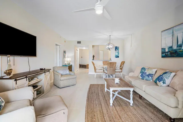 $2,700 | 300 Uno Lago Drive, Unit 304, Juno Beach, FL 33408