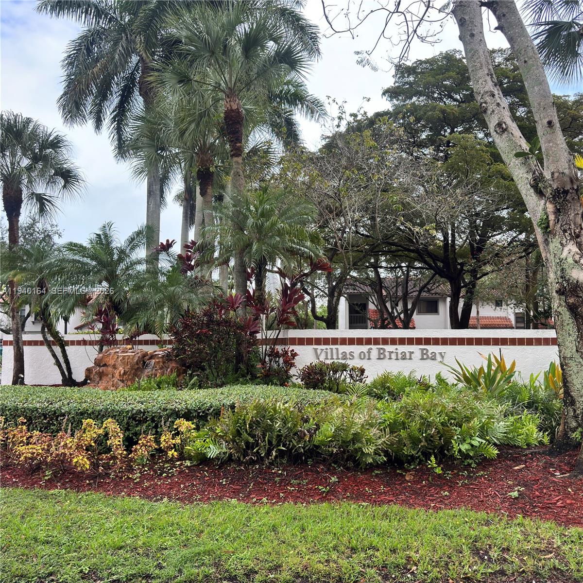 12939 Southwest 95th Avenue Miami, FL 33176 - Photo 4 of 29