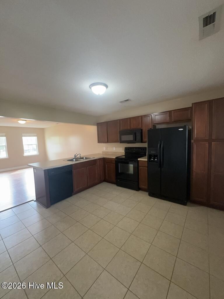 202 Lanieve Court, Unit 6 Hubert, NC 28539 - Photo 6 of 18 Kitchen