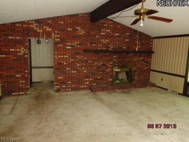44630 Middle Ridge Road Amherst, OH 44001 - Photo 4 of 12