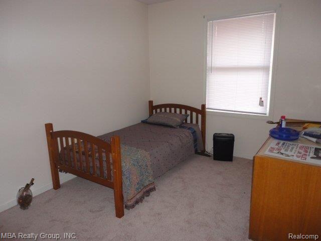 8533 Lake Road Grosse Ile, MI 48138 - Photo 7 of 13 8533 Lake - Wells 008.jpg