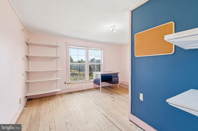 $210,000 | 10997 Senedo Road, Mount Jackson, VA 22842