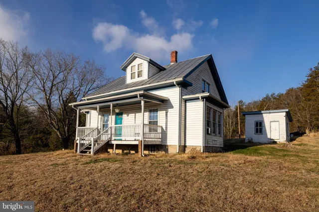$210,000 | 10997 Senedo Road, Mount Jackson, VA 22842