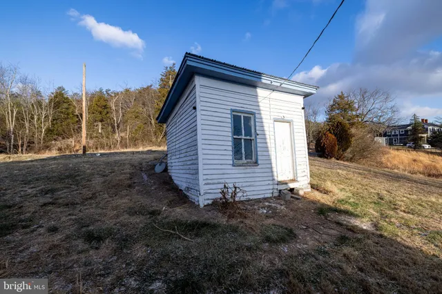 $210,000 | 10997 Senedo Road, Mount Jackson, VA 22842