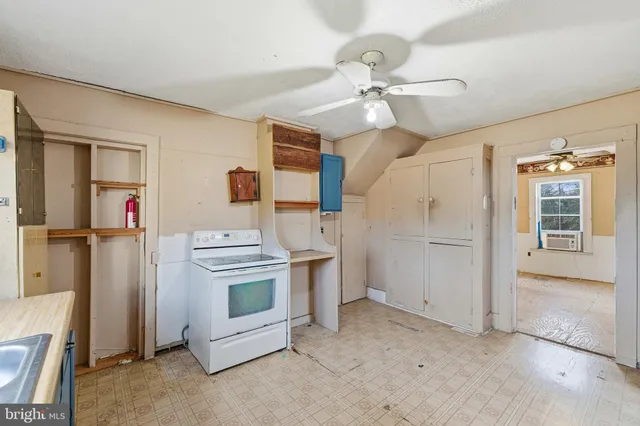 $210,000 | 10997 Senedo Road, Mount Jackson, VA 22842