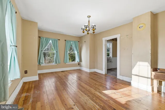 $210,000 | 10997 Senedo Road, Mount Jackson, VA 22842